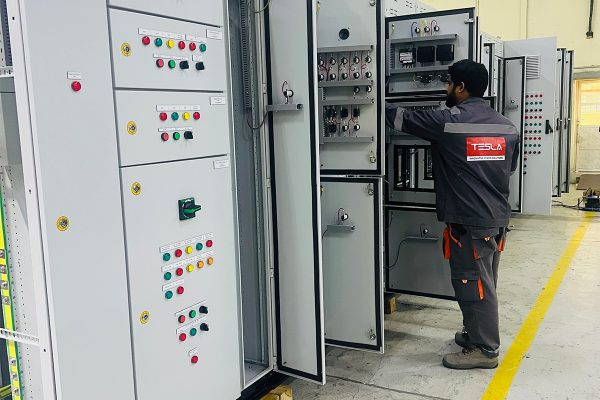 Motor Control Center Panel (MCC)